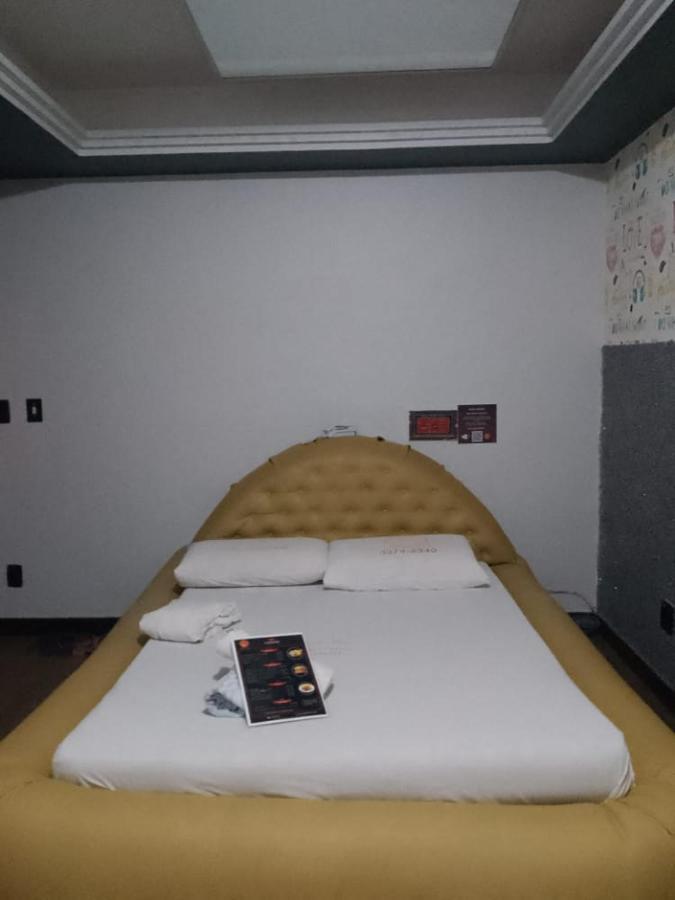 Hotel L Motel 1001 Noites - Setor O Brazíliaváros Kültér fotó