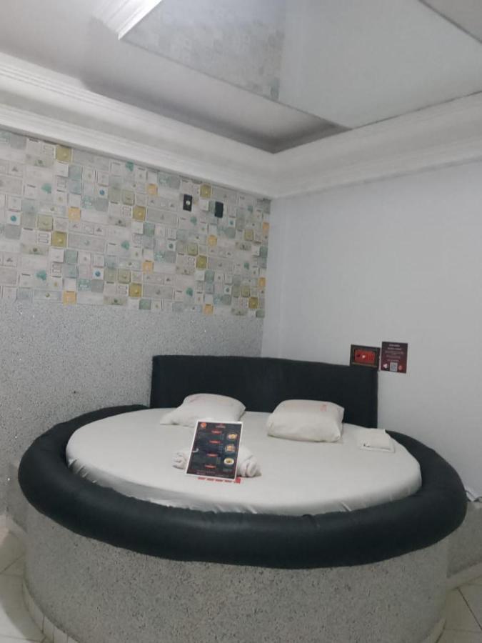 Hotel L Motel 1001 Noites - Setor O Brazíliaváros Kültér fotó